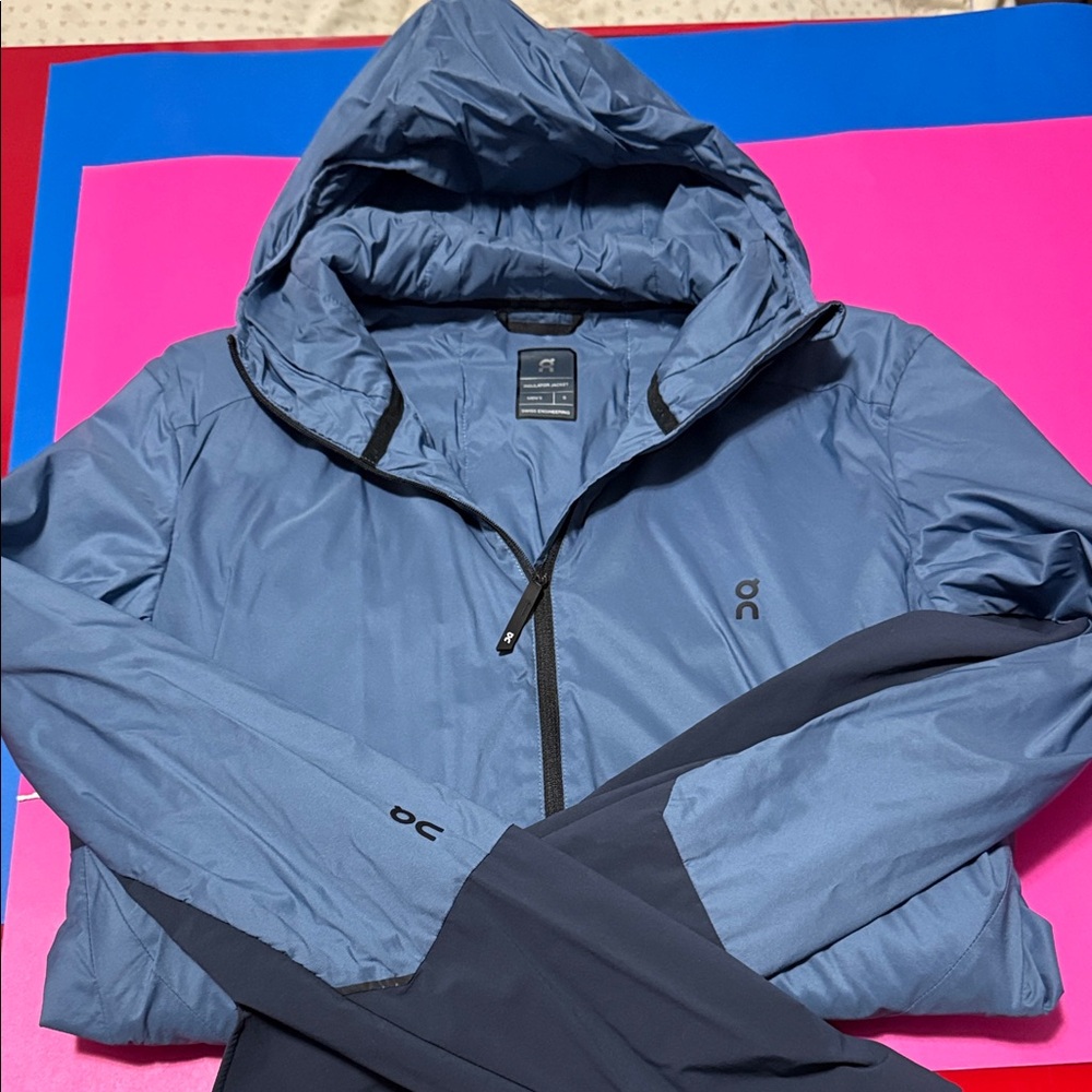 On Running Men's Insulator Jacket - Navy/Eclipse - Small